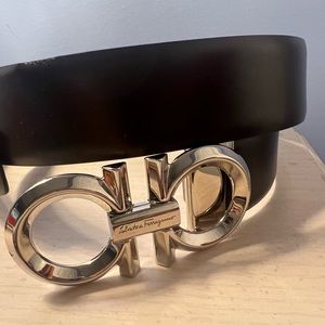 Salvatore Ferragamo Reversible Men’s Belt. Nero/Hickory.